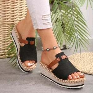 Summer New One-Piece Open Toe Fashion Women Wedge Thick-Soled Slippers